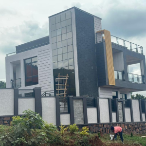 etage nziza iri i masaka hafi y' ibitaro